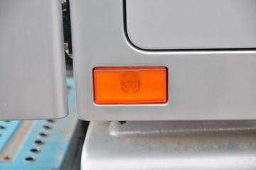 ���� ŷ��EST 6ϵ�ؿ� ������ 550���� 6X4ǣ����(BJ4259SNFKB-AJ)ͼƬ