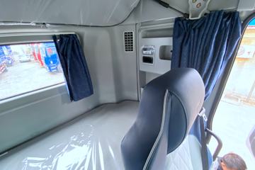 ���� ŷ��EST 6ϵ�ؿ� ������ 550���� 6X4ǣ����(BJ4259SNFKB-AJ)ͼƬ