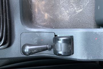 ���� ŷ��EST 6ϵ�ؿ� ������ 550���� 6X4ǣ����(BJ4259SNFKB-AJ)ͼƬ