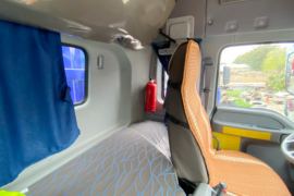 欧曼ETX&nbsp;载货车驾驶室                                               图片