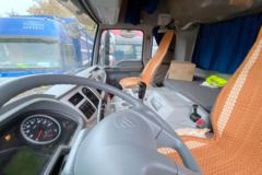 福田 欧曼ETX 5系重卡 245马力 6X2 8米仓栅式载货车(BJ5252CCY-AE)