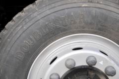 福田 欧曼ETX 5系重卡 245马力 6X2 8米仓栅式载货车(BJ5252CCY-AE)