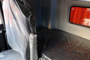 �ൺ��� JH6�ؿ� �캽�� 400���� 8X4 9.5����ʽ�ػ���(CA5310XXYP25K2L7T4E5A80)ͼƬ