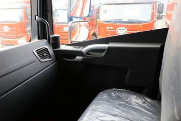 �ൺ��� JH6�ؿ� �캽�� 400���� 8X4 9.5����ʽ�ػ���(CA5310XXYP25K2L7T4E5A80)ͼƬ