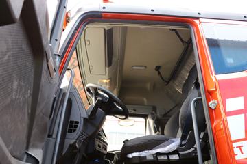 �ൺ��� JH6�ؿ� �캽�� 400���� 8X4 9.5����ʽ�ػ���(CA5310XXYP25K2L7T4E5A80)ͼƬ