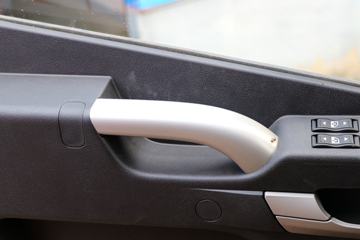 �ൺ��� JH6�ؿ� �캽�� 400���� 8X4 9.5����ʽ�ػ���(CA5310XXYP25K2L7T4E5A80)ͼƬ