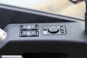 �ൺ��� JH6�ؿ� �캽�� 400���� 8X4 9.5����ʽ�ػ���(CA5310XXYP25K2L7T4E5A80)ͼƬ