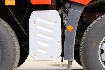 �ൺ��� JH6�ؿ� �캽�� 400���� 8X4 9.5����ʽ�ػ���(CA5310XXYP25K2L7T4E5A80)ͼƬ