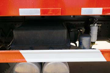 �ൺ��� JH6�ؿ� �캽�� 400���� 8X4 9.5����ʽ�ػ���(CA5310XXYP25K2L7T4E5A80)ͼƬ