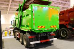 中国重汽 豪瀚N6G重卡 380马力 8X4 5.6米自卸车