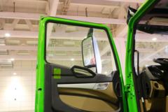 中国重汽 豪瀚N6G重卡 380马力 8X4 5.6米自卸车