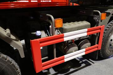 �й����� ���N6G�ؿ� 380���� 8X4 5.6����ж��ͼƬ