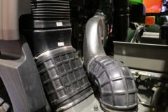 中国重汽 豪瀚N6G重卡 380马力 8X4 5.6米自卸车