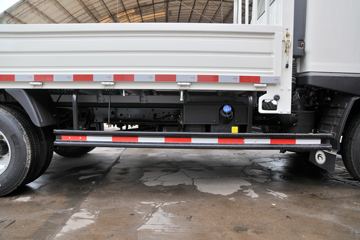  ʱH2 115 3.8ŰῨ(BJ1043V9PEA-P7)ͼƬ