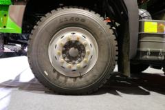 中国重汽 豪瀚N6G重卡 380马力 8X4 5.6米自卸车