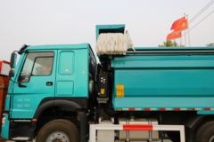 中国重汽 HOWO-7 380马力 6X4 自卸车(宏昌天马牌)