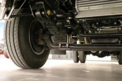 江铃 凯运强劲版 轻载型普通款 129马力 3.7米排半栏板轻卡(宽体)(JX1045TPGA25)