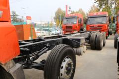 青岛解放 JH6 卓越版 420马力 8X4 9.4米冷藏车(CA5310XLCP25K2L7T4E5A80)