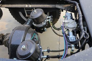 �й�����HOWO ���� ȫ�ܰ� 170���� 5.2���Ű������ػ���(���ڶ���)ͼƬ