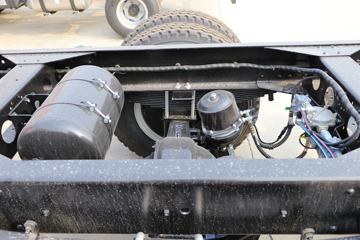 �й�����HOWO ���� ȫ�ܰ� 170���� 5.2���Ű������ػ���(���ڶ���)ͼƬ