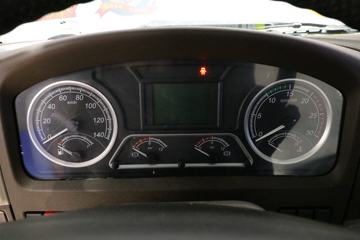 �������� �³���M3�п� 185���� 4X2 6.2�������ػ���ͼƬ