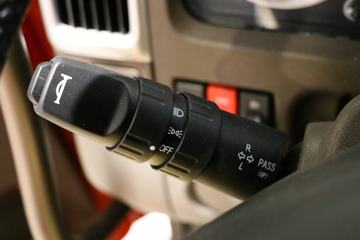 �������� �³���M3�п� 185���� 4X2 6.2�������ػ���ͼƬ