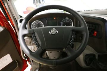 �������� �³���M3�п� 185���� 4X2 6.2�������ػ���ͼƬ