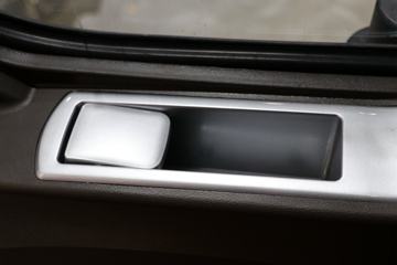 �������� �³���M3�п� 185���� 4X2 6.2�������ػ���ͼƬ