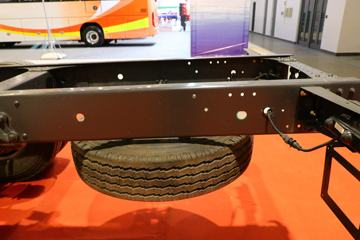 �������� �³���M3�п� 185���� 4X2 6.2�������ػ���ͼƬ
