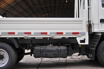 ʱ С֮Q2 1.5L 116  3.3׵΢()(BJ1035V5JV5-51)ͼƬ