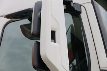 ���� V9�ؿ� 550���� 6X4 AMT�Զ���ǣ����(Һ��)ͼƬ