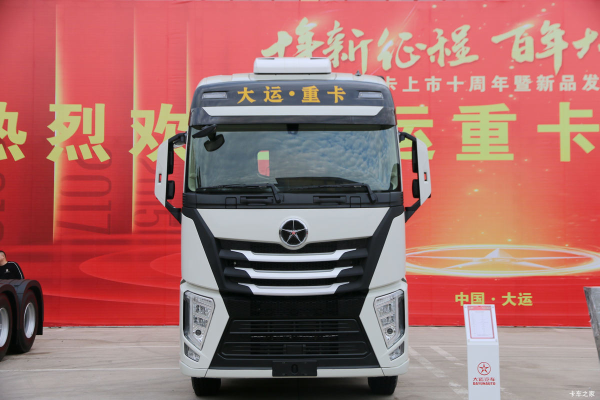 ���� V9�ؿ� 550���� 6X4 AMT�Զ���ǣ����(Һ��)(CGC4251D5FCCL)���                                                