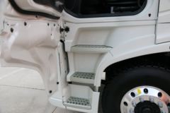 大运 V9重卡 550马力 6X4 AMT自动挡牵引车(液缓)(CGC4251D5FCCL)