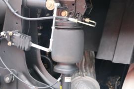 大运V9&nbsp;牵引车底盘                                                图片