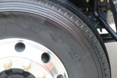 大运 新N8E重卡 钜赢版 460马力 6X4 LNG牵引车(国六)(CGC4250N6FCGE)