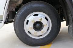 陕汽轻卡 德龙K3000 标配型 130马力 4.18米单排栏板轻卡(YTQ1040KH331)