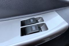 福田 时代领航6 高配版 143马力 3.82米排半栏板轻卡(BJ1043V9PBA-BH)