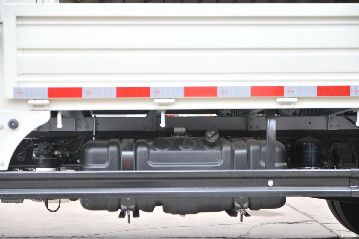  ʱ캽6  143 3.82ŰῨ(BJ1043V9PBA-BH)                                                