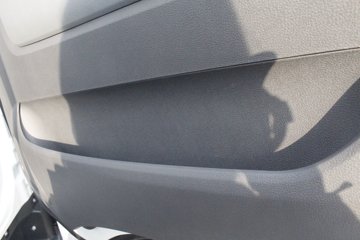 Ծ�� ��ԽC300-33 ����� 125���� 4.2�׵��������Ῠ(SH1042ZFDCMZ4)ͼƬ