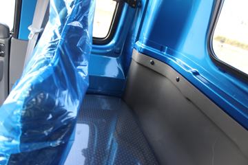 һ������ ��Ź�ʨ 130���� 3.865���Ű������Ῠ(CA1040K2L3E5A-1)ͼƬ