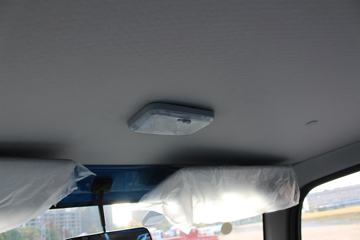 һ������ ��Ź�ʨ 130���� 3.865���Ű������Ῠ(CA1040K2L3E5A-1)ͼƬ