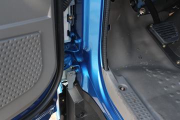 һ������ ��Ź�ʨ 130���� 3.865���Ű������Ῠ(CA1040K2L3E5A-1)ͼƬ