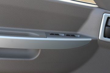 һ������ ��Ź�ʨ 130���� 3.865���Ű������Ῠ(CA1040K2L3E5A-1)ͼƬ