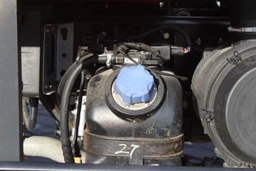 һ������ ��ž���5ϵ 129���� 4X2 3.74����ж��ͼƬ