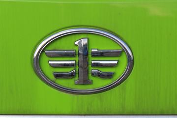 һ������ ��ž���5ϵ 129���� 4X2 3.74����ж��(ƻ����)ͼƬ