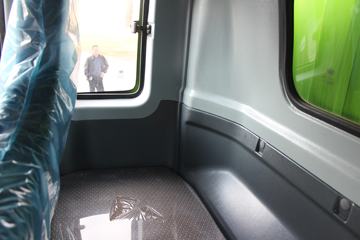 һ������ ��ž���5ϵ 129���� 4X2 3.74����ж��(ƻ����)ͼƬ