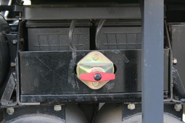 һ������ ��ž���5ϵ 129���� 4X2 3.74����ж��(ƻ����)ͼƬ