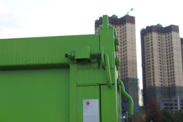 һ������ ��ž���5ϵ 129���� 4X2 3.74����ж��(ƻ����)ͼƬ