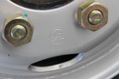 一汽红塔 解放公狮 116马力 3.83米排半栏板轻卡(CA1040K6L3E5-3)