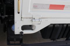 一汽红塔 解放公狮 116马力 3.83米排半栏板轻卡(CA1040K6L3E5-3)